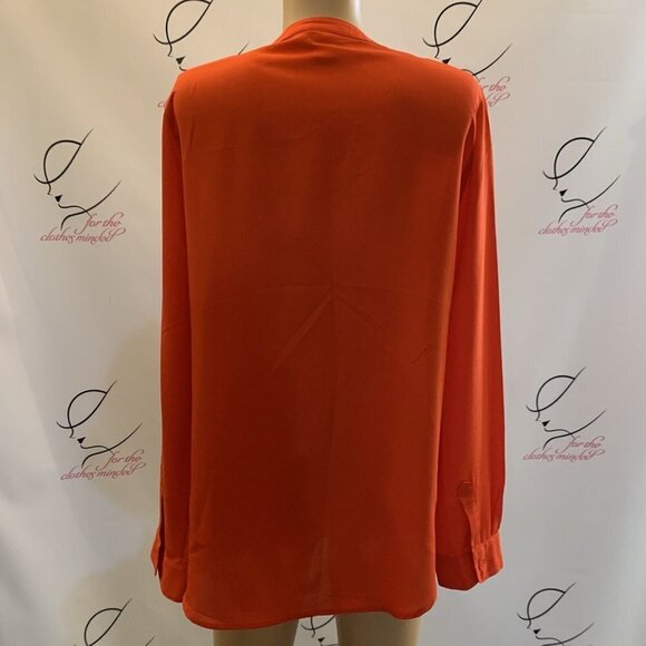 Old Navy. Size M. 1/2 Button Placket Pullover. Long Sleeve, Button Cuff. B88. - Picture 4 of 6